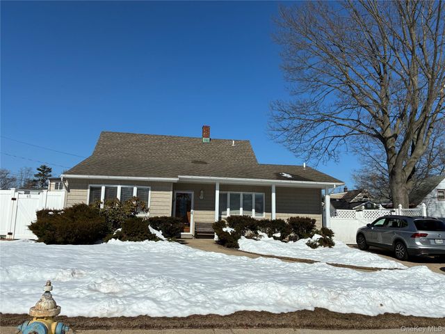 65 Morning Glory Road, Levittown, NY 11756