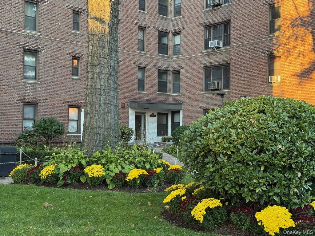 112-25 34 Avenue 3E, Corona, NY 11368