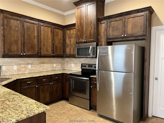 3100 Claremont Drive, College Station, TX 77845