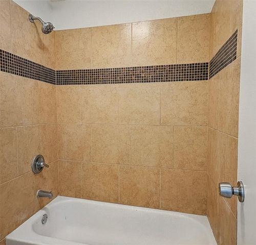 2021 Spenwick 510, Houston, TX 77055