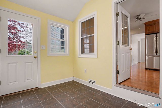 32 Crescent Drive, Easton, CT 06612