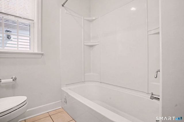 32 Crescent Drive, Easton, CT 06612