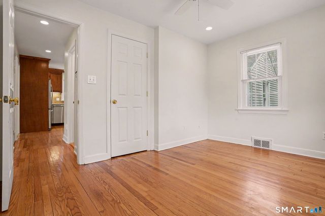 32 Crescent Drive, Easton, CT 06612