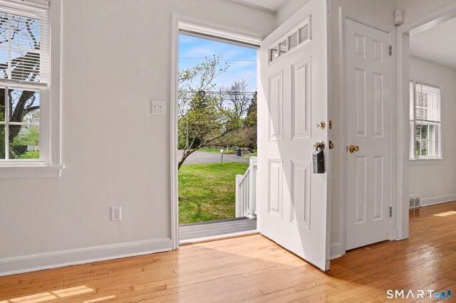 32 Crescent Drive, Easton, CT 06612