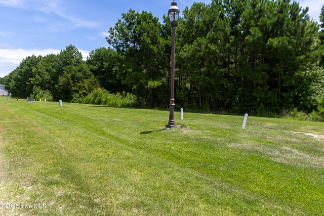 324 Spicer Lake Drive, Holly Ridge, NC 28445