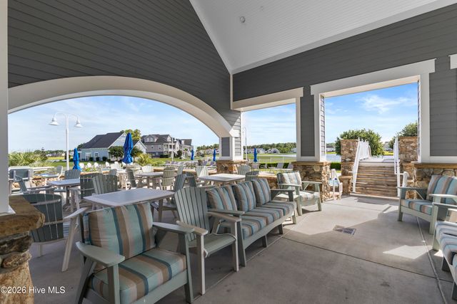 324 Spicer Lake Drive, Holly Ridge, NC 28445