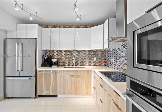 900 Bay Dr 624-622-620, Miami Beach, FL 33141