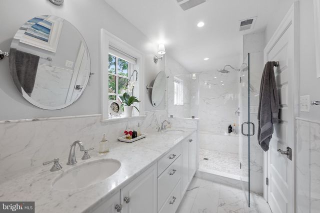 4400 HIGHLAND AVE, Bethesda, MD 20814