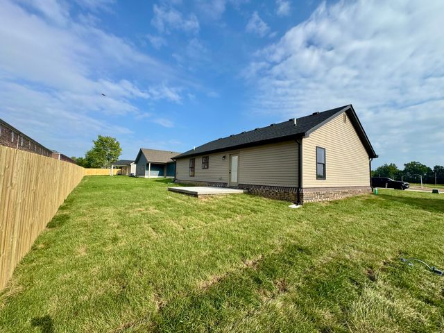 116 Bow Bridge Drive, Berea, KY 40403