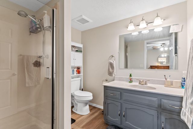 6946 W Lone Oak Street, Springfield, MO 65803