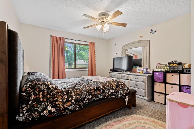 6946 W Lone Oak Street, Springfield, MO 65803
