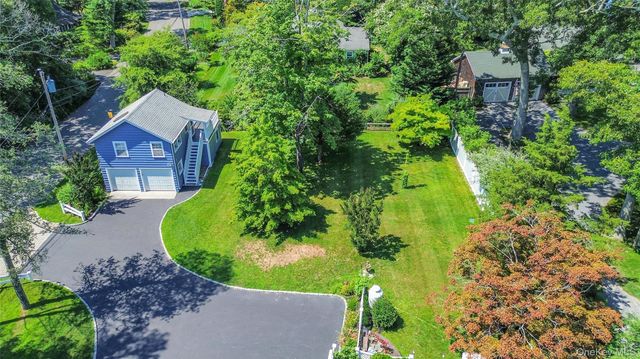 8275 Skunk Lane, Cutchogue, NY 11935
