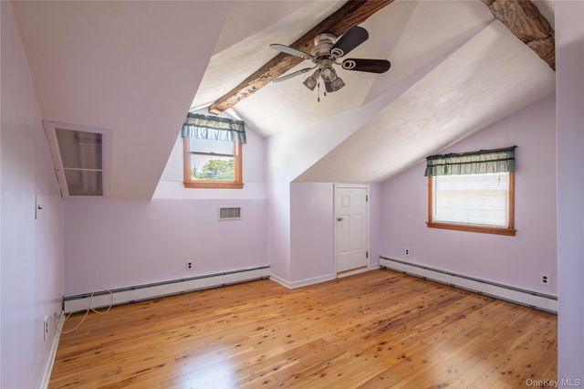 8275 Skunk Lane, Cutchogue, NY 11935