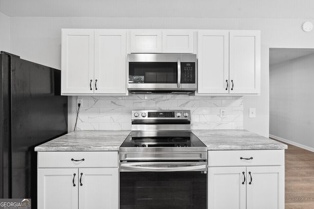 114 Karen Drive, Warner Robins, GA 31088