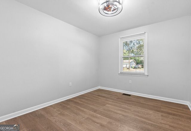 114 Karen Drive, Warner Robins, GA 31088