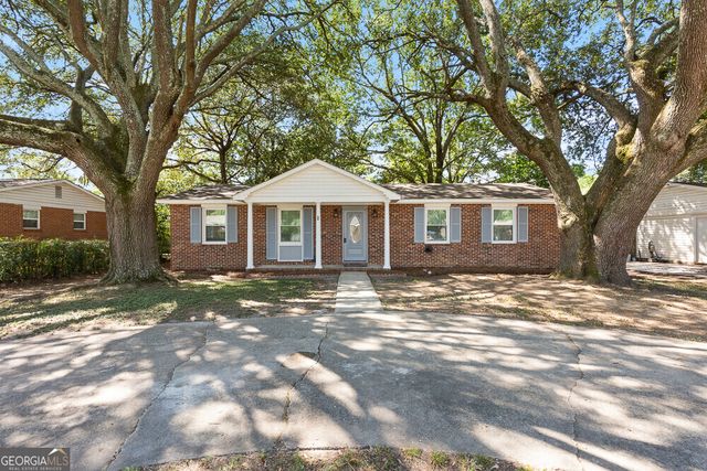 114 Karen Drive, Warner Robins, GA 31088
