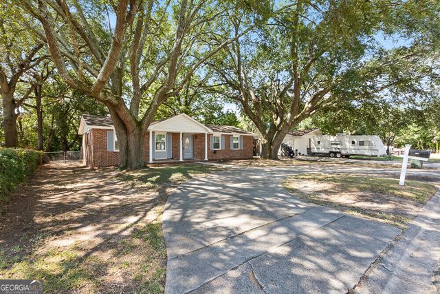 114 Karen Drive, Warner Robins, GA 31088