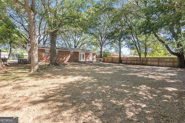 114 Karen Drive, Warner Robins, GA 31088
