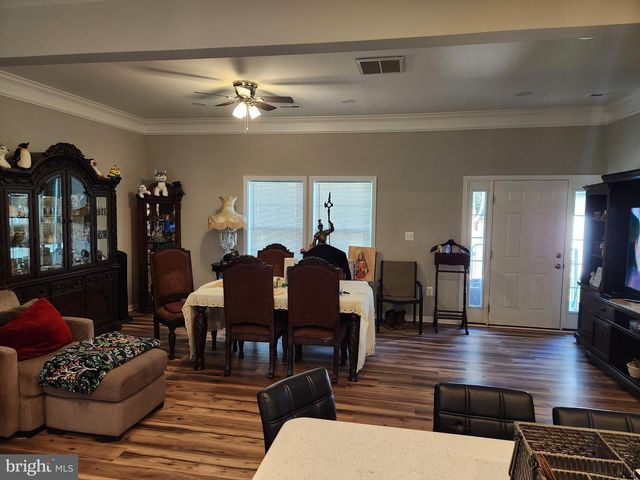 8012 RUGBY, Manassas Park, VA 20111