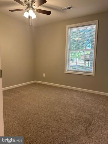 8012 RUGBY, Manassas Park, VA 20111