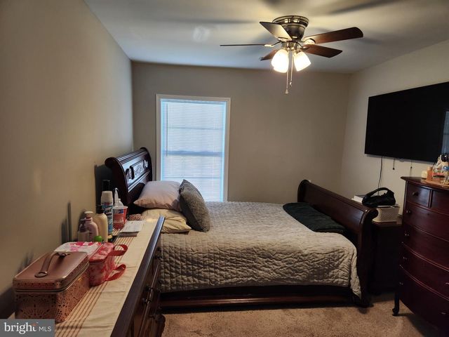 8012 RUGBY, Manassas Park, VA 20111