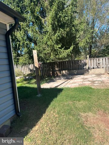 8012 RUGBY, Manassas Park, VA 20111