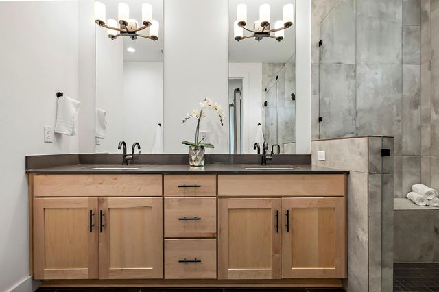 3700 Clawson RD 501, Austin, TX 78704