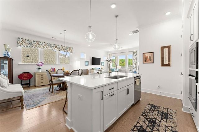 6838 Welcome Road, Flowery Branch, GA 30542