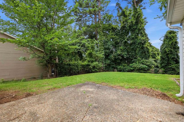 14 Newcomb Court, Little Rock, AR 72210
