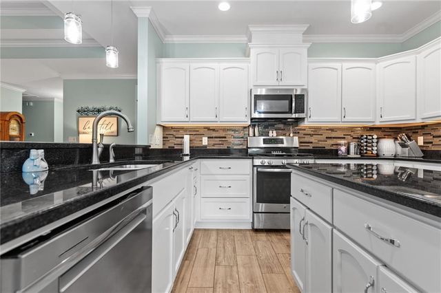 5363 Windy Oaks Court, Mobile, AL 36541