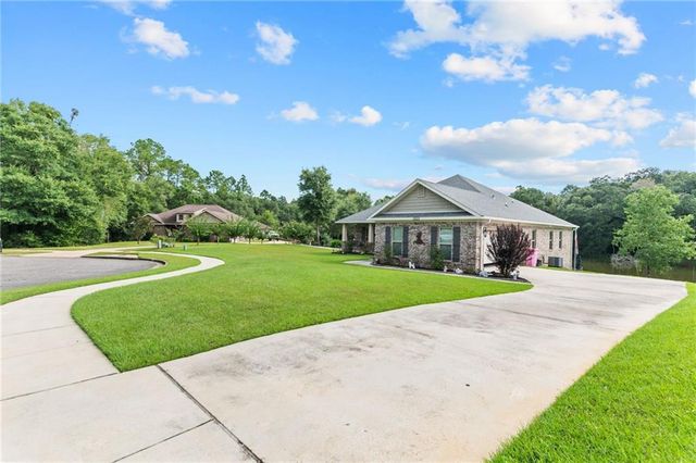 5363 Windy Oaks Court, Mobile, AL 36541