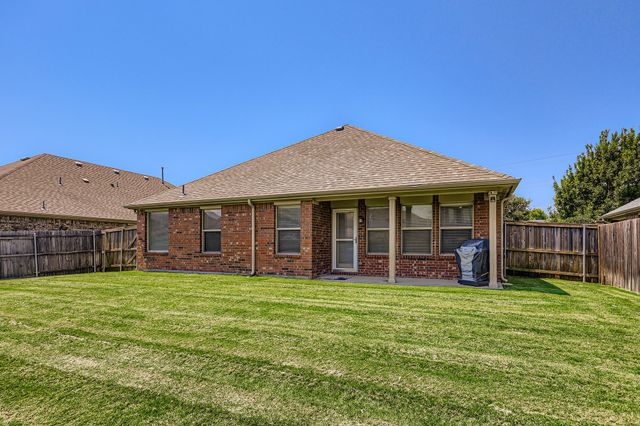 6952 Alcala, Grand Prairie, TX 75054