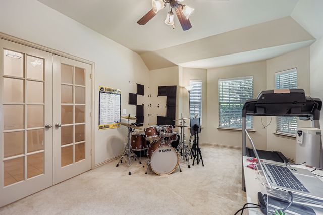 6952 Alcala, Grand Prairie, TX 75054