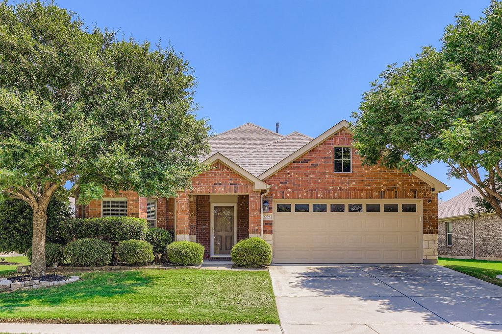 6952 Alcala, Grand Prairie, TX 75054