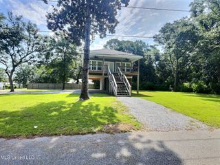 8705 Simmons Bayou Drive, Ocean Springs, MS 39564
