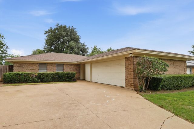 7208 Misty Meadow Drive S, Fort Worth, TX 76133