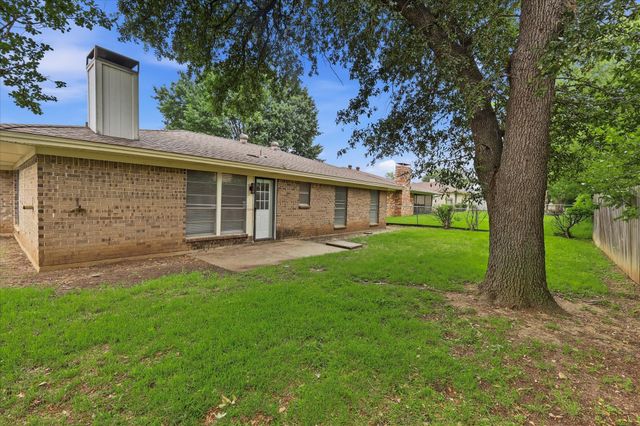 7208 Misty Meadow Drive S, Fort Worth, TX 76133