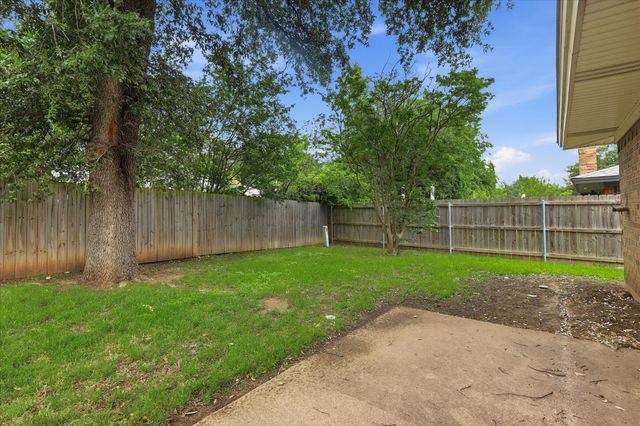 7208 Misty Meadow Drive S, Fort Worth, TX 76133