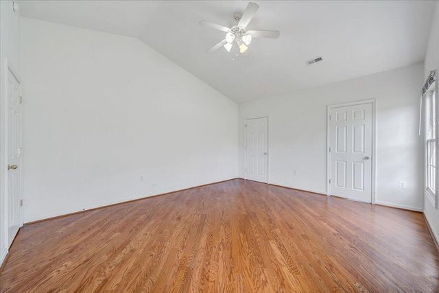 204 Montgomery Farms AVE, Moneta, VA 24121