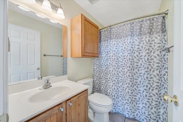 204 Montgomery Farms AVE, Moneta, VA 24121