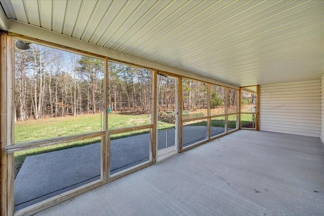 204 Montgomery Farms AVE, Moneta, VA 24121