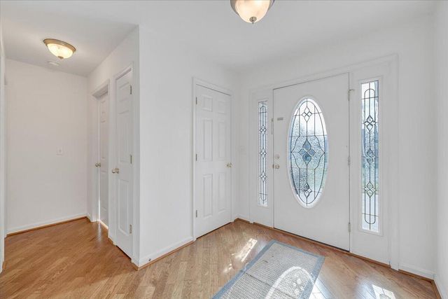 204 Montgomery Farms AVE, Moneta, VA 24121