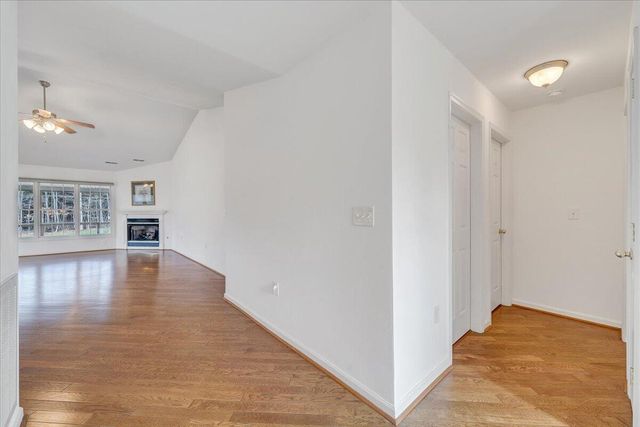 204 Montgomery Farms AVE, Moneta, VA 24121