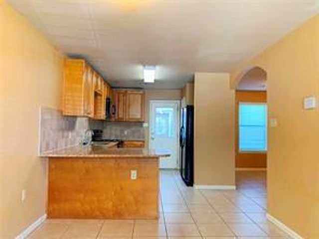 10060 Emnora Lane, Houston, TX 77080