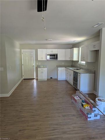 232 Crestwood Circle, High Point, NC 27260