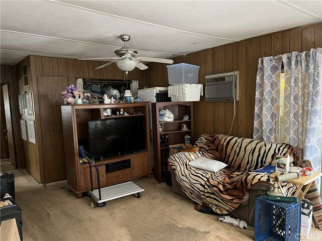 8200 Bolsa 37, Midway City, CA 92655