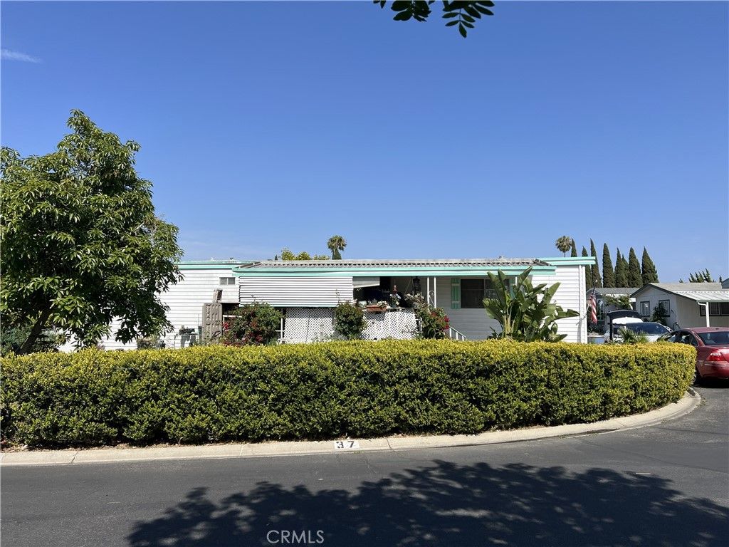 8200 Bolsa 37, Midway City, CA 92655
