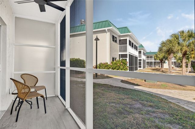 827 E Gulf DR L2, Sanibel, FL 33957