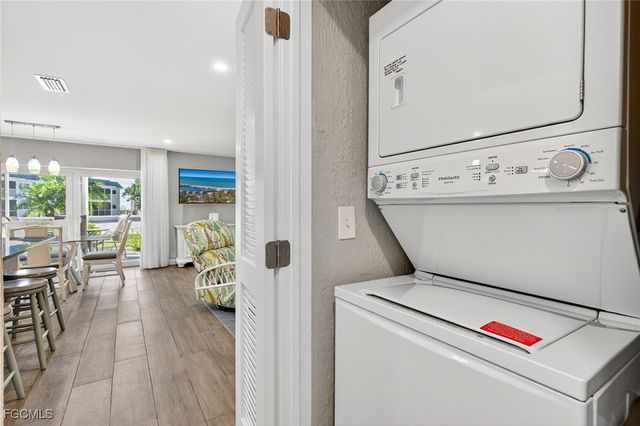 827 E Gulf DR L2, Sanibel, FL 33957