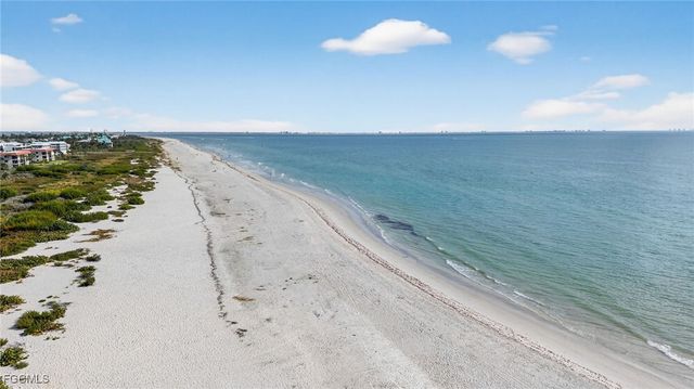 827 E Gulf DR L2, Sanibel, FL 33957
